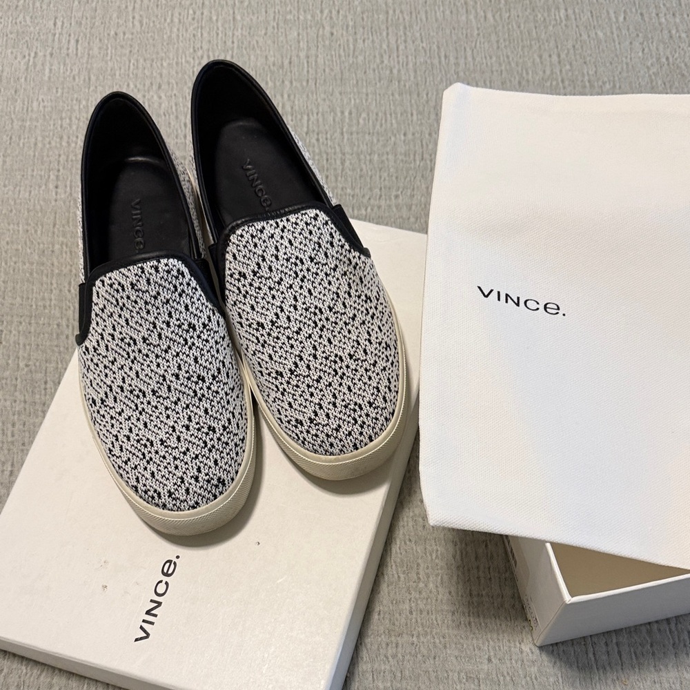 Vince. Blair Knit Slides 6.5
